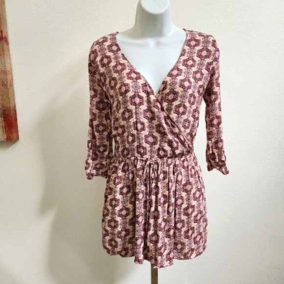 Hollister Pink wrap long sleeve Romper, size S - Picture 2 of 13